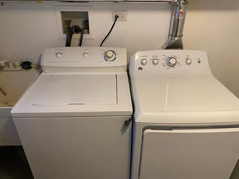 3739 N Greenview Ave #1R — Photo 20