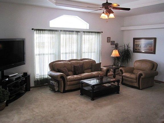 3rd image of 240 Vista Cir