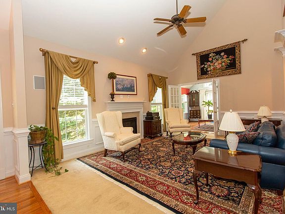 5th image of 75 Sagewood Dr