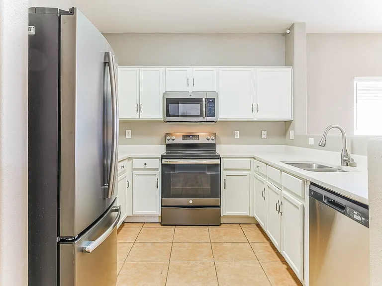 30225 N Royal Oak Way — Photo 6