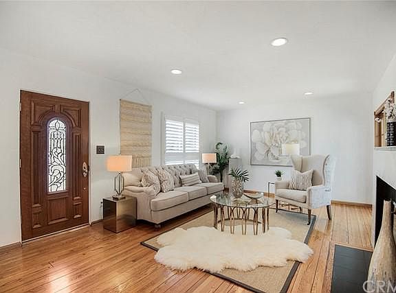 2nd image of 227 N California St