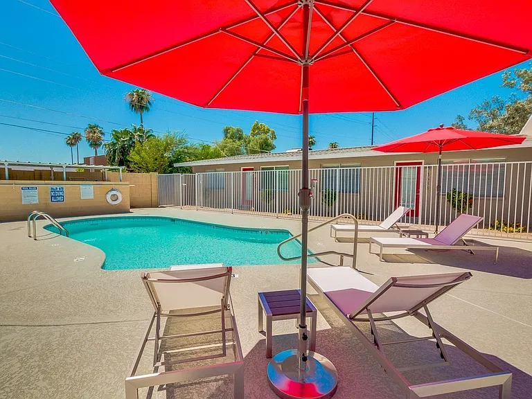 $0 First Month Rent! Remodeled 2 Bed Casita w/ Private Patio, W/D & Pool — Photo 39