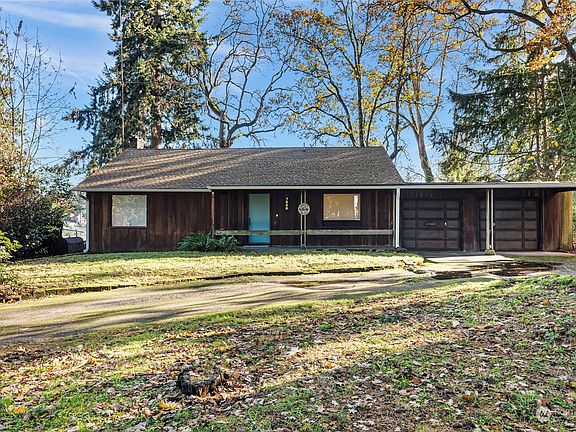 2nd image of 7206 Interlaaken Drive SW
