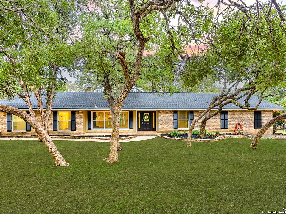 1st image of 6335 CIRCLE OAK DR