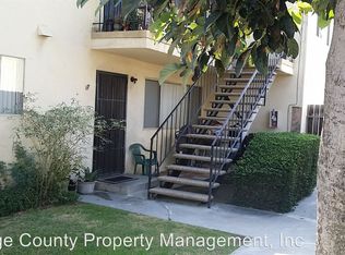 6052 Lime Ave APT D, Cypress, CA 90630