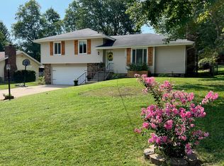 2062 E Lon St, Springfield, MO 65803
