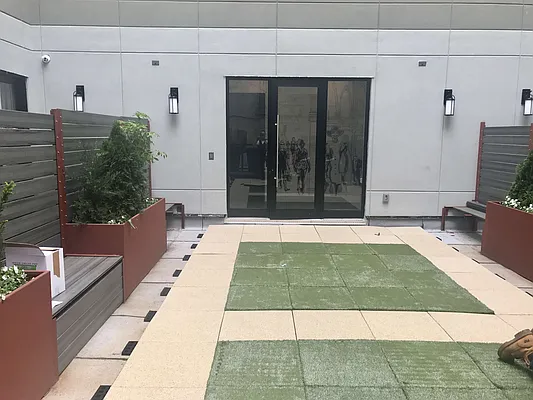 Rented by Lucky Apt Inc | media 118