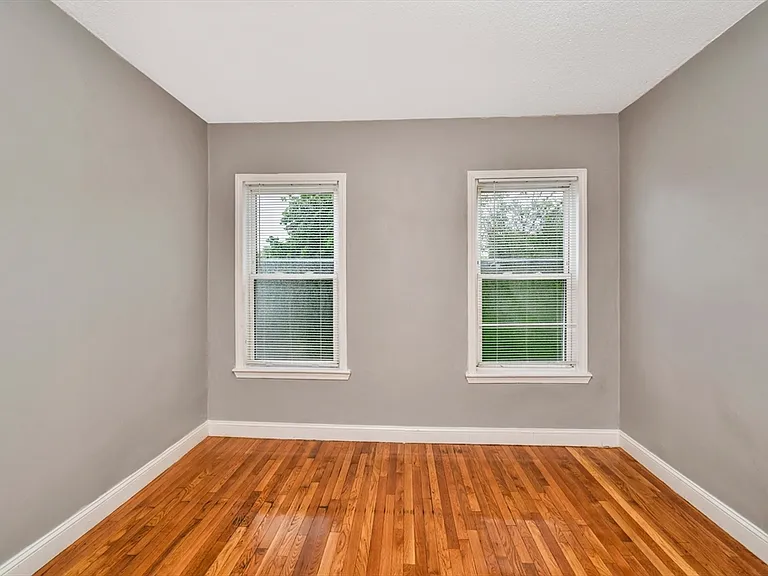 352 Norfolk St #3 — Photo 8