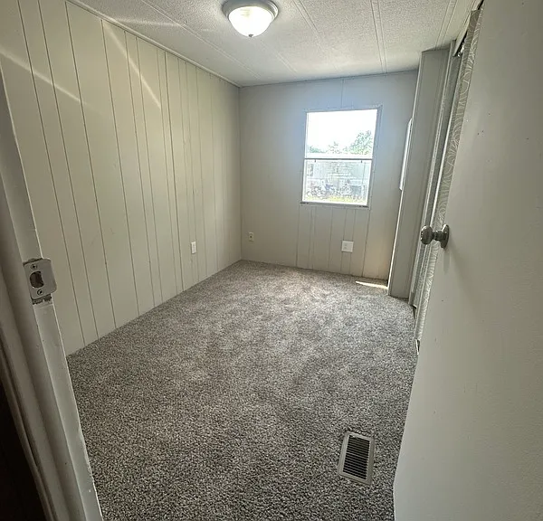 615 S 2nd St #1 — Photo 5