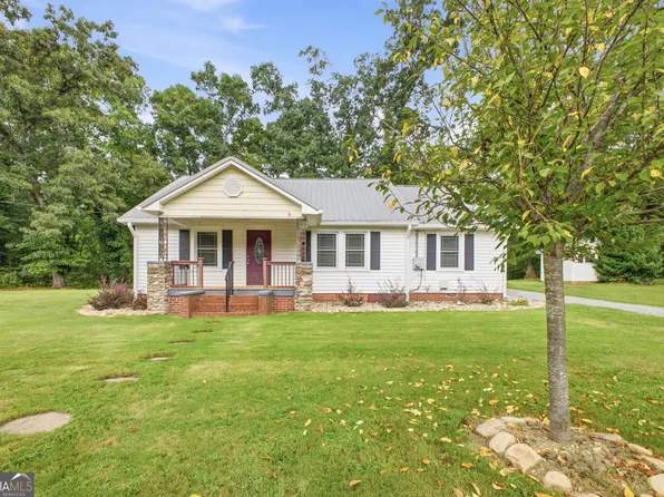38 Nelson St SE, Silver Creek, GA 30173