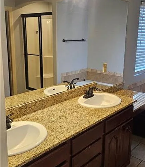 2641 N Villa Blvd — Photo 9