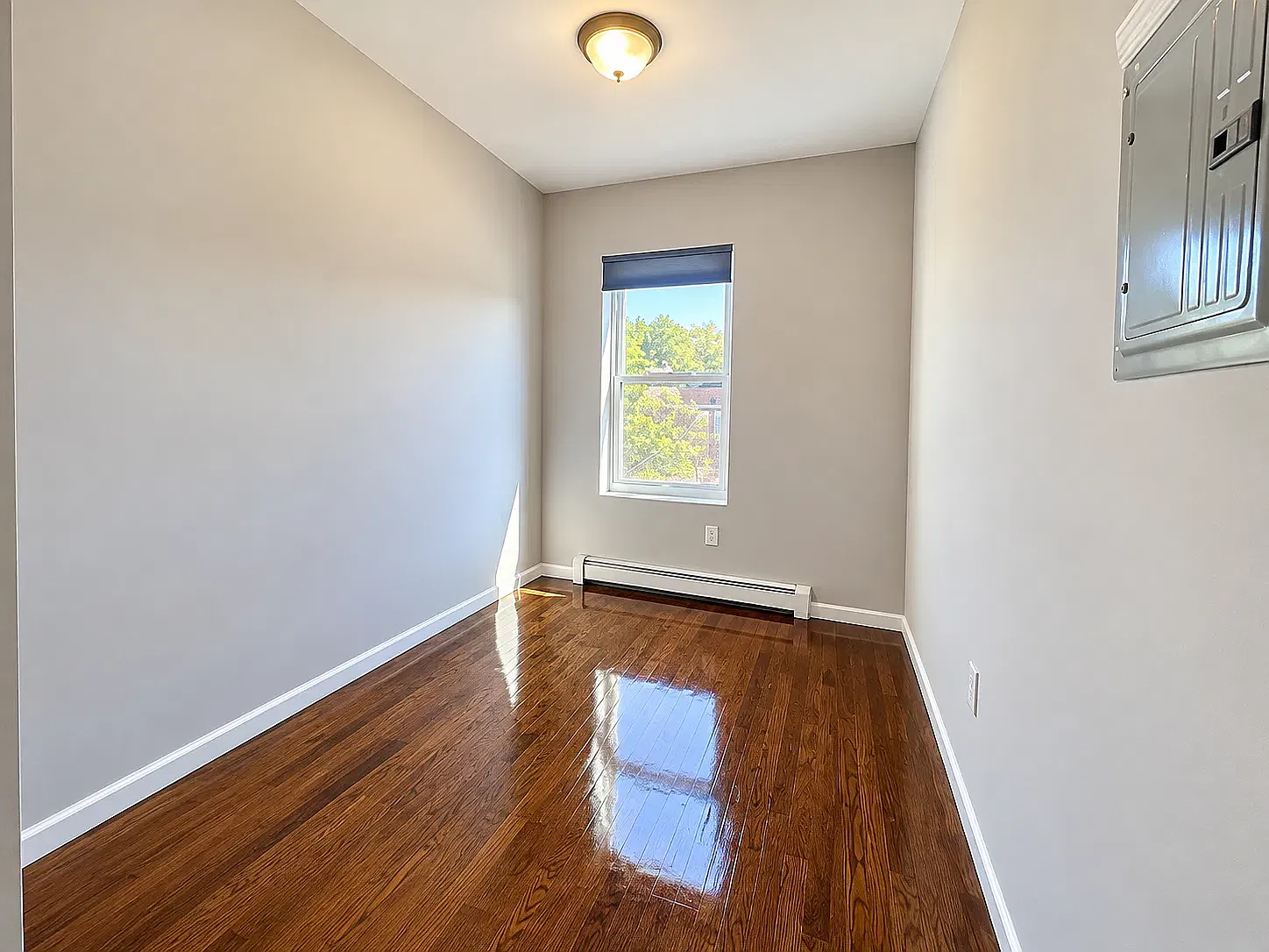 2 bed, 800 sqft, $1,994 — Photo 3