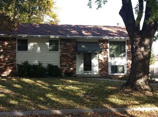 1235 E Crestview Dr, Maryville, MO 64468