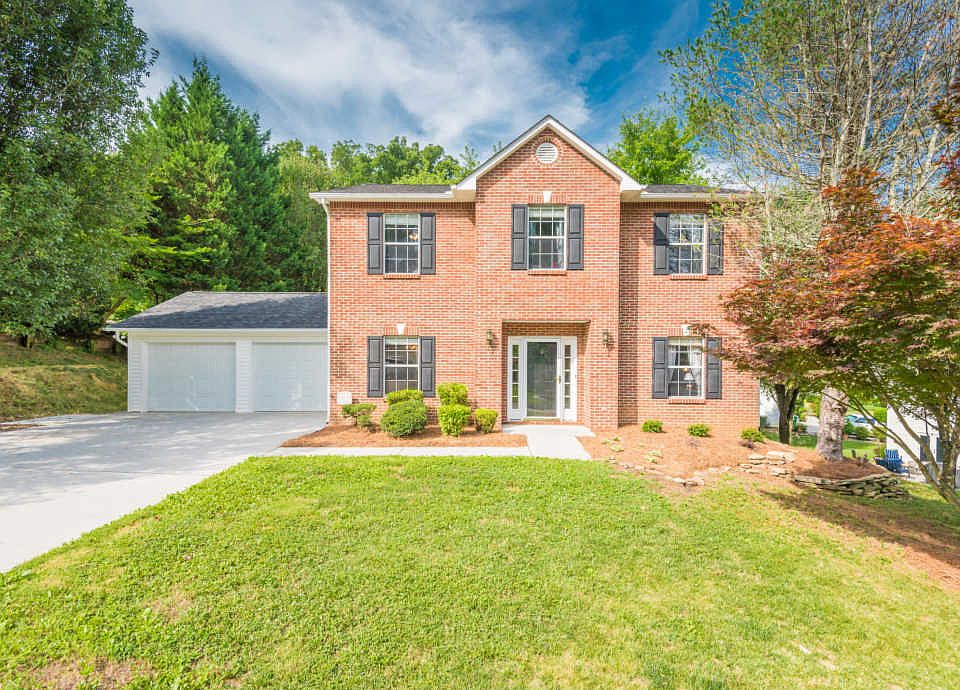 1st image of 1523 Silverdale Ln