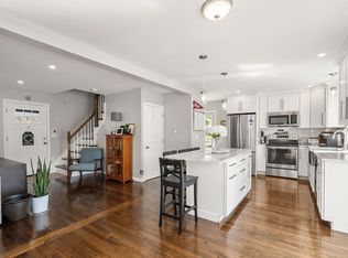 38 Overlook Rd, Waltham, MA 02451