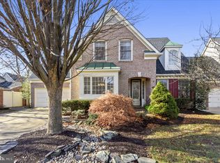 18421 Green Island Ter, Leesburg, VA 20176