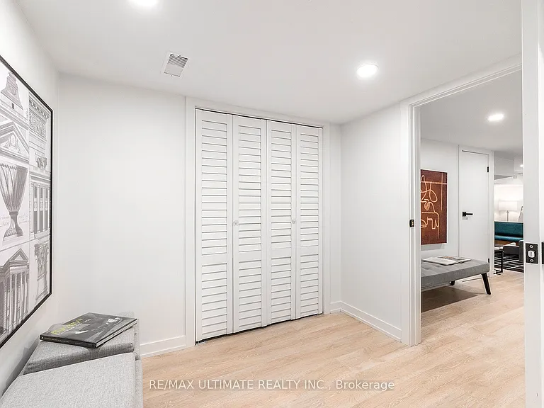 54 Huntington Ave #LOWER LEVEL — Photo 7