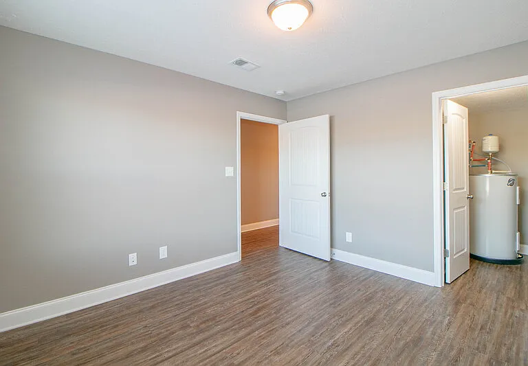 325F Landrum Pl — Photo 4