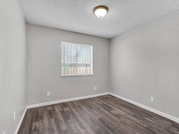 fresno-california-447290759 picture