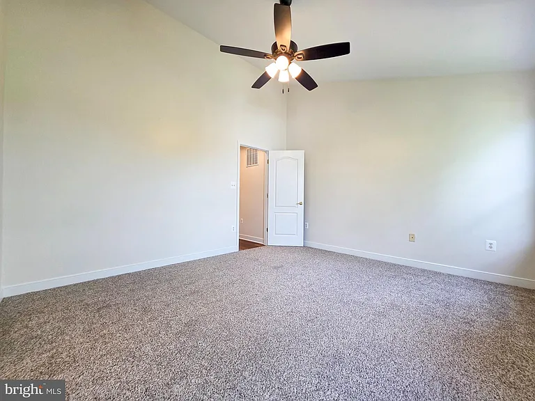 3300 Broker Ln — Photo 14