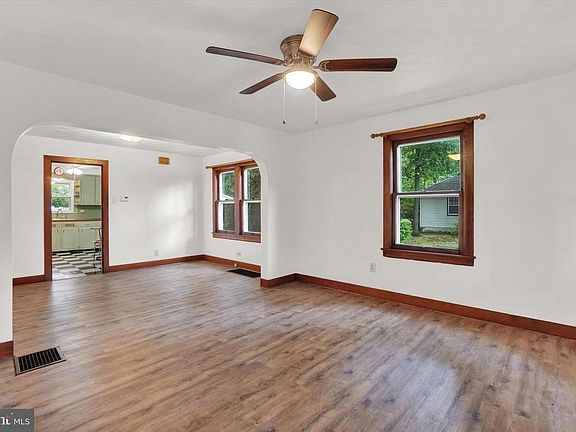 5th image of 1011 Felton Rd