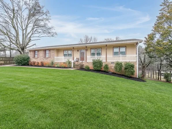 6658 Rockbridge Rd, Stone Mountain, GA 30087