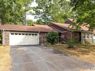 301 Autumn Ln, Madison, AL 35758