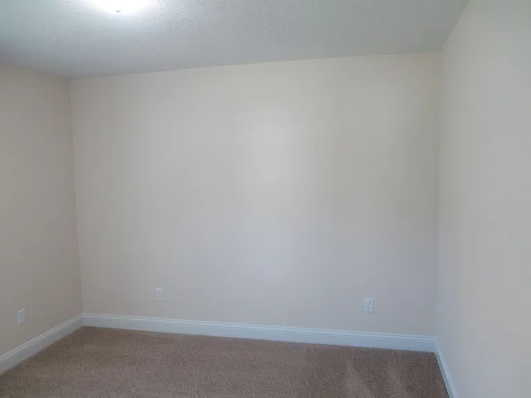 813 Fort Sumter Way — Photo 9