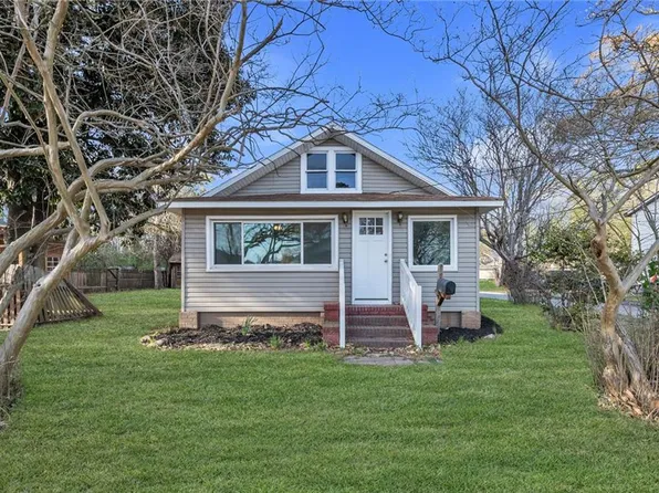 915 McKinley Ave, Chesapeake, VA 23324