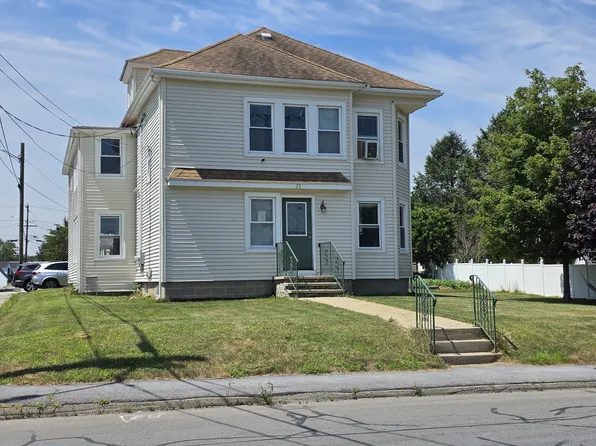 25 Slater St #1, Webster, MA 01570