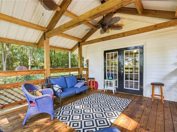 8030 Belews Creek Rd, Belews Creek, NC 27009
