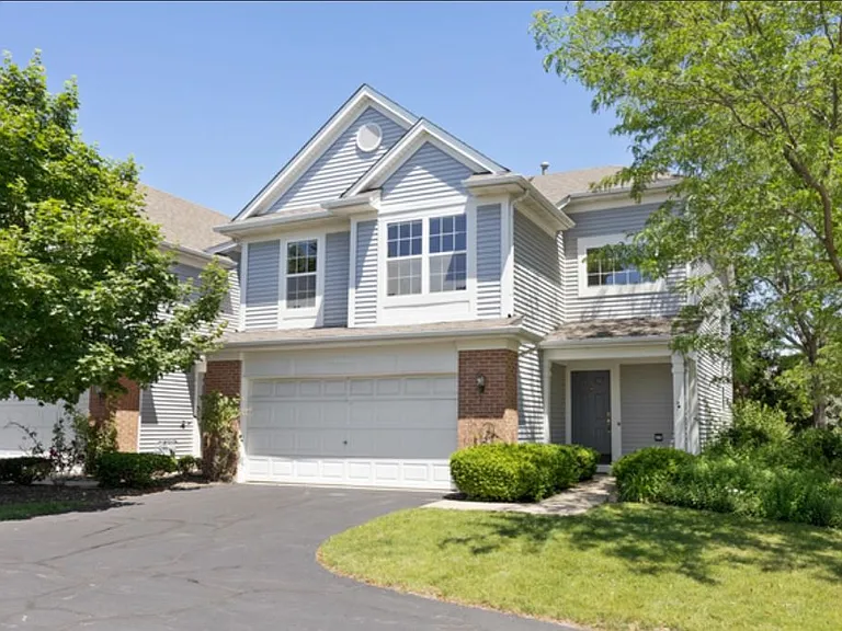 9861 Thornton Way — Photo 1