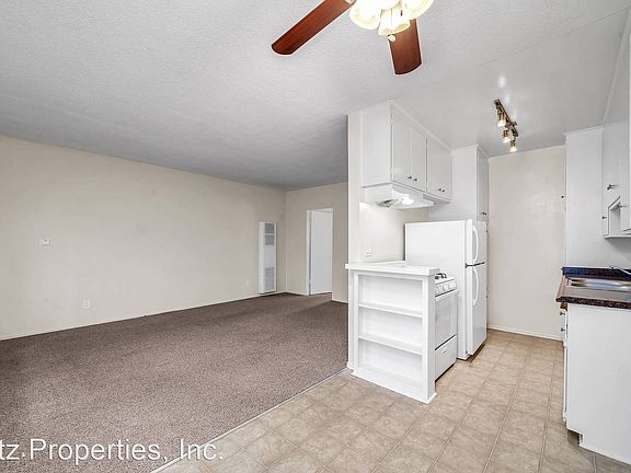 4th image of 5044 Maplewood Ave APT 5