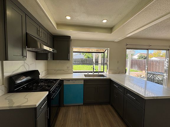 5th image of 1465 Heatherton Ave