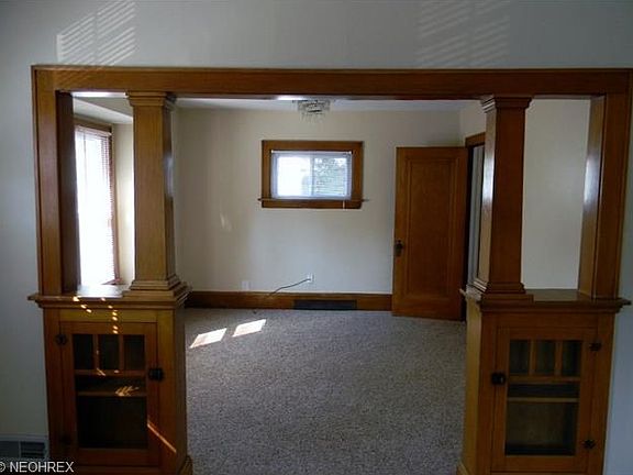 5th image of 823 Brady Ave