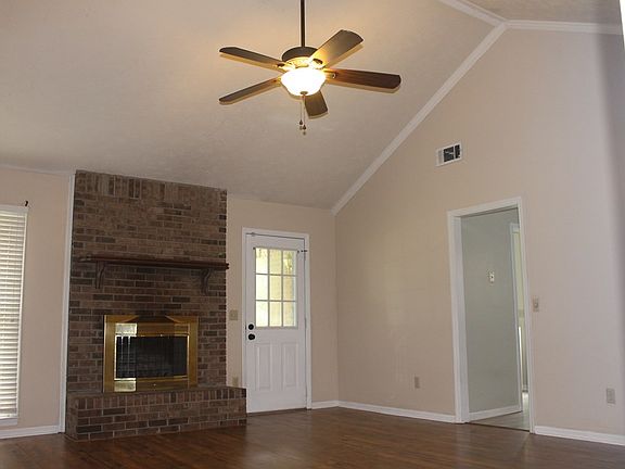 5th image of 79 Lee Road 517