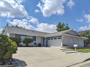 27505 Catala Ave, Santa Clarita, CA 91350