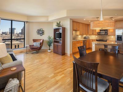 100 3rd Ave S Unit 704, Minneapolis, MN, 55401
