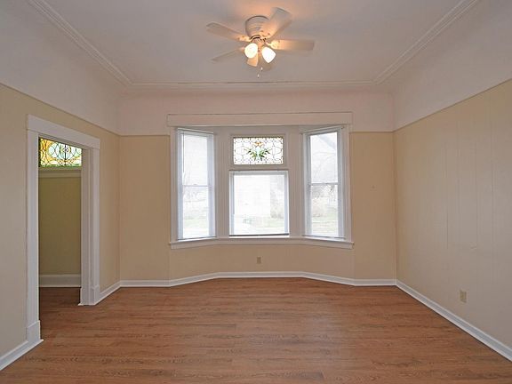 4th image of 1100 Harmon Ave