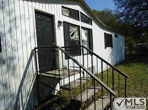 2nd image of 4028 Penelope Rd