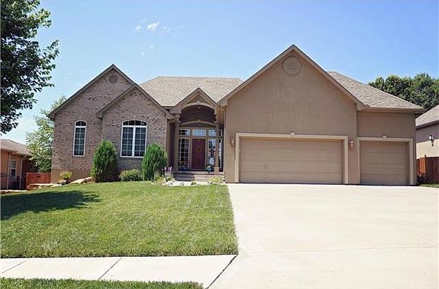 1st image of 3728 S Beatrice Dr