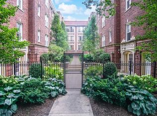 127 Clyde Ave APT 2W, Evanston, IL 60202