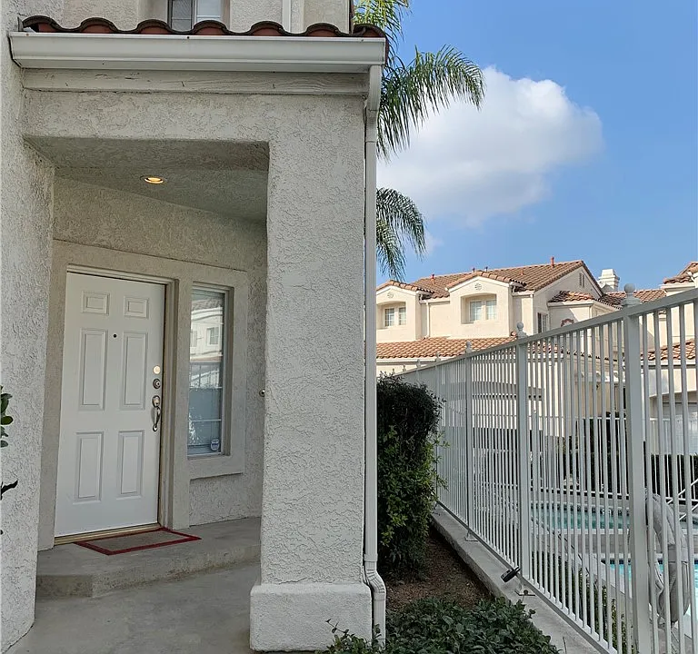 343 Carrione Ct