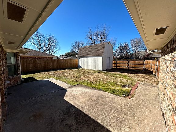 3rd image of 2301 Club Meadow Dr