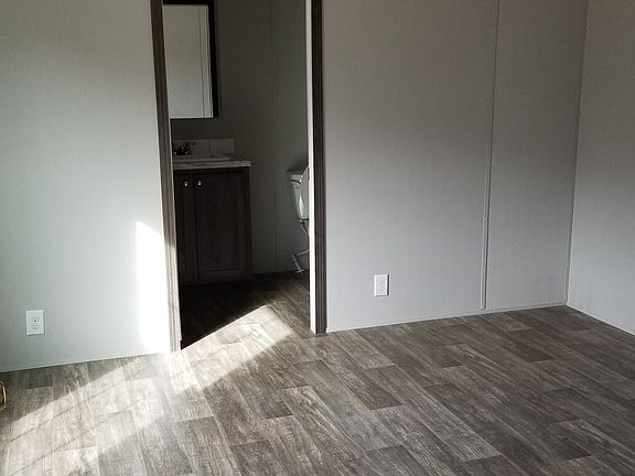 5th image of 230 New Well Dr #100