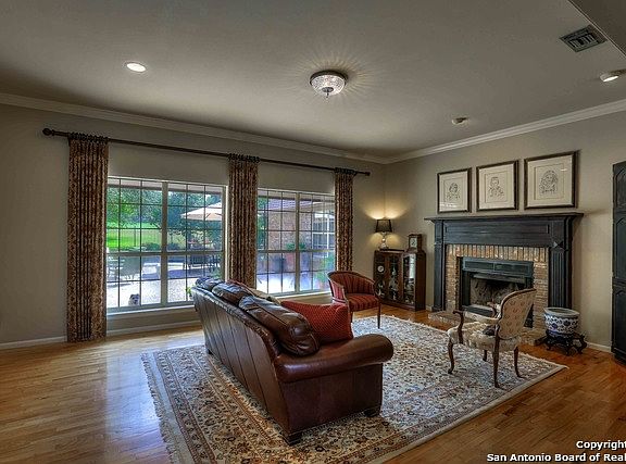 4th image of 7414 Scintilla Ln