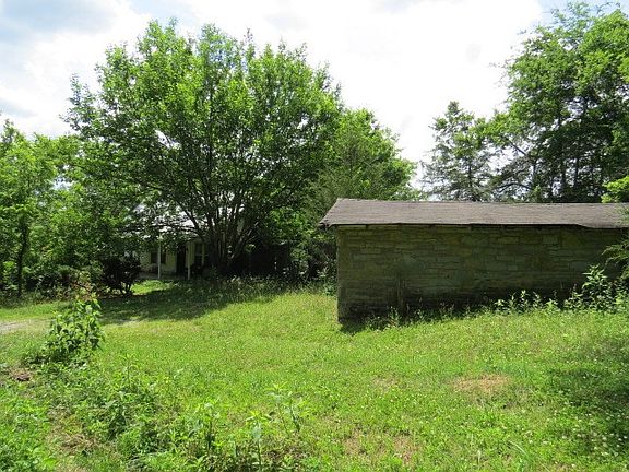 5th image of 200 Hardy Rd