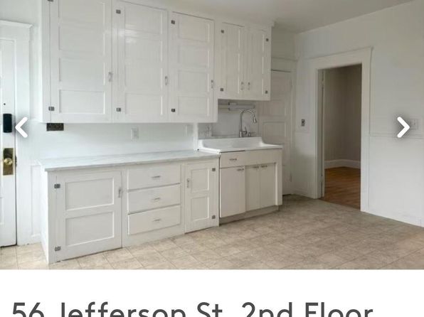 56 Jefferson St FLOOR 2, Lewiston, ME 04240