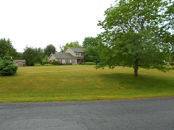 4th image of 1921 Fawn Lane