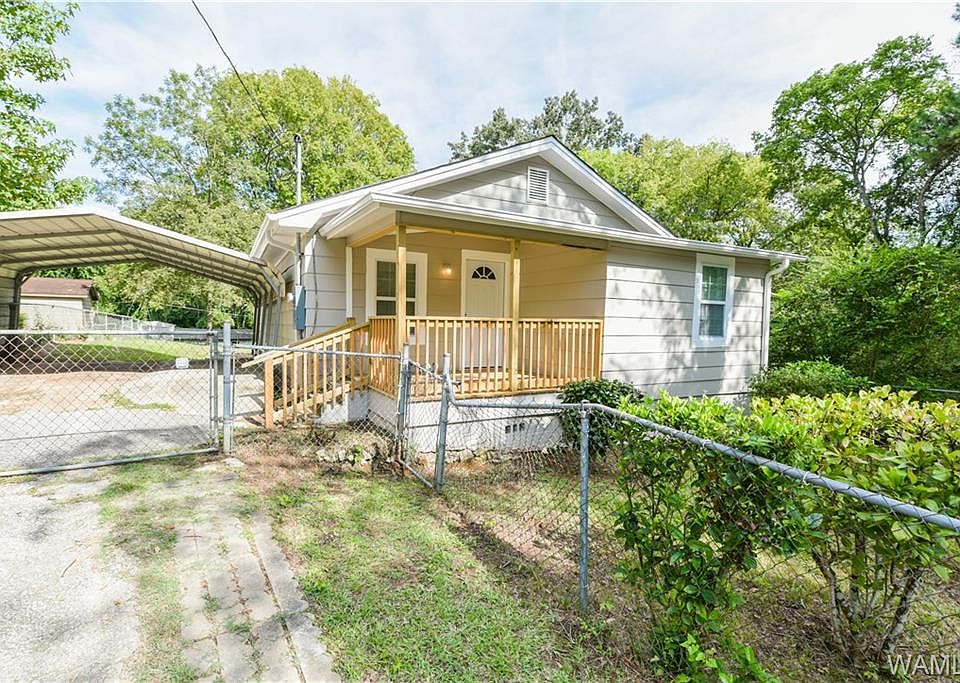 1st image of 1013 36th Ave NE